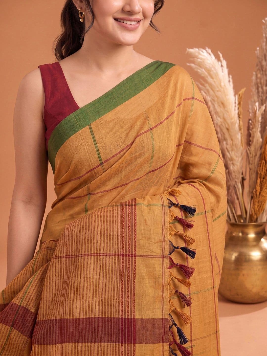 Mitera Checked Pure Cotton Saree thumbnail 6