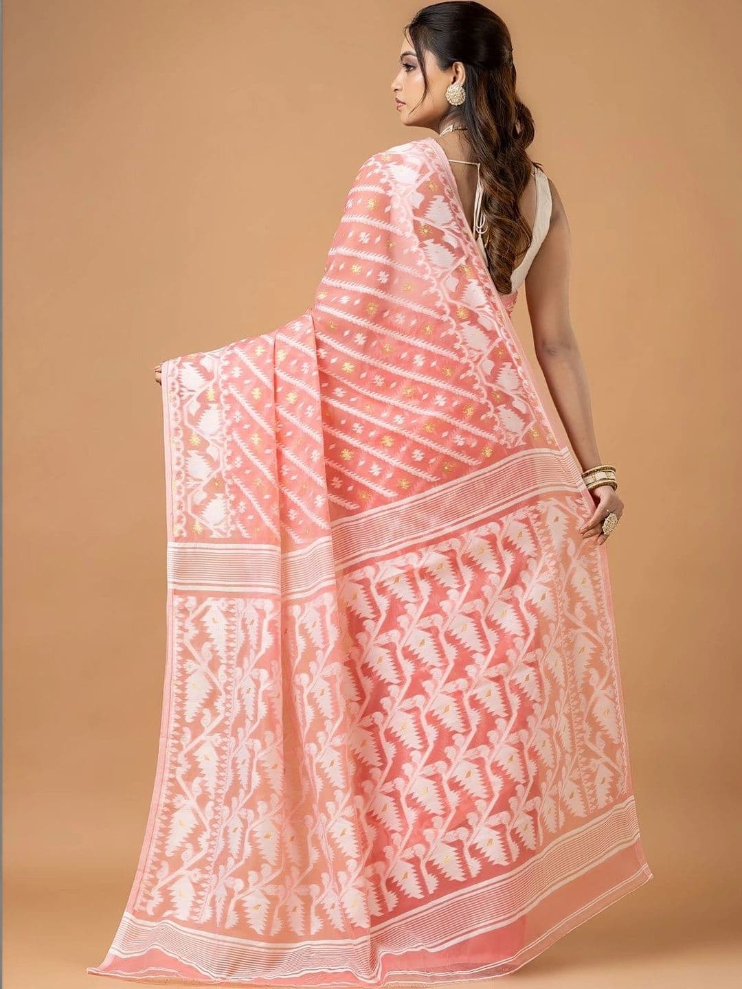 Kosh Ethnics Woven Design Zari Pure Cotton Jamdani Saree thumbnail 2