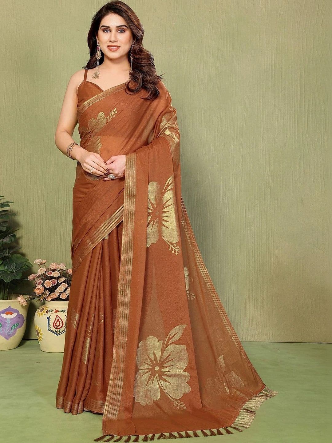 Urban Pallu Floral Zari Pure Georgette Designer Saree - view 1