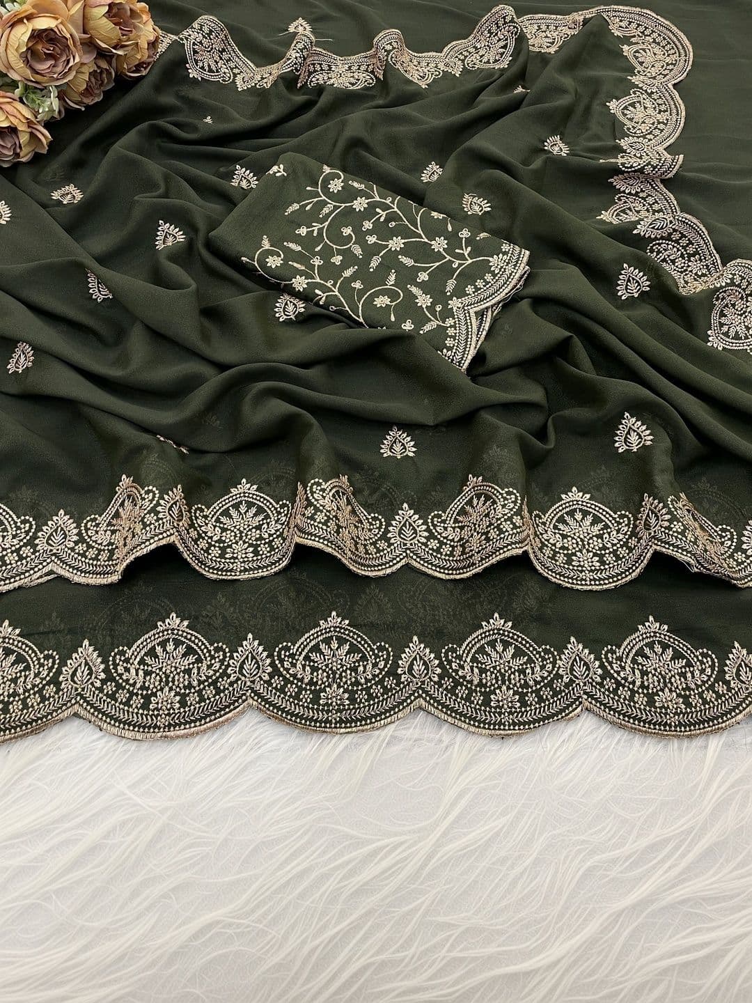 LabelVASTRA Embellished Zari Poly Georgette Saree thumbnail 3