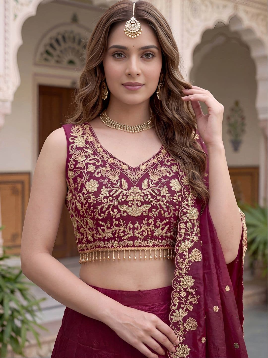 ETHNIC PLUS Embroidered Thread Work Semi-Stitched Lehenga & Unstitched Blouse With Dupatta thumbnail 3