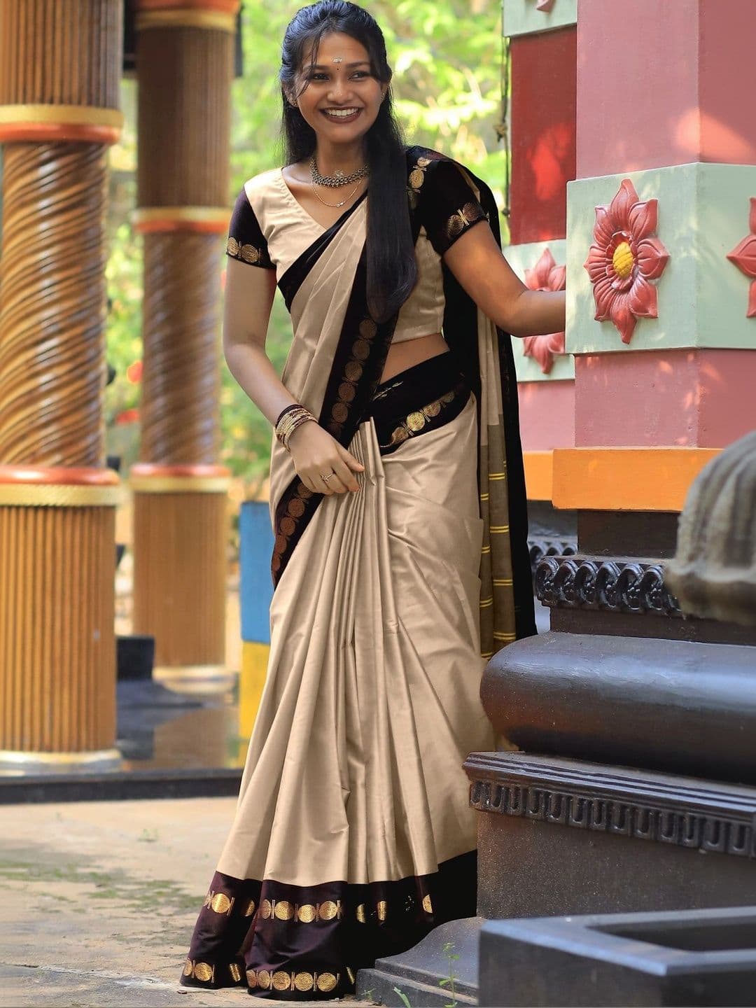 KALINI Woven Design Zari Designer Gadwal Saree thumbnail 6