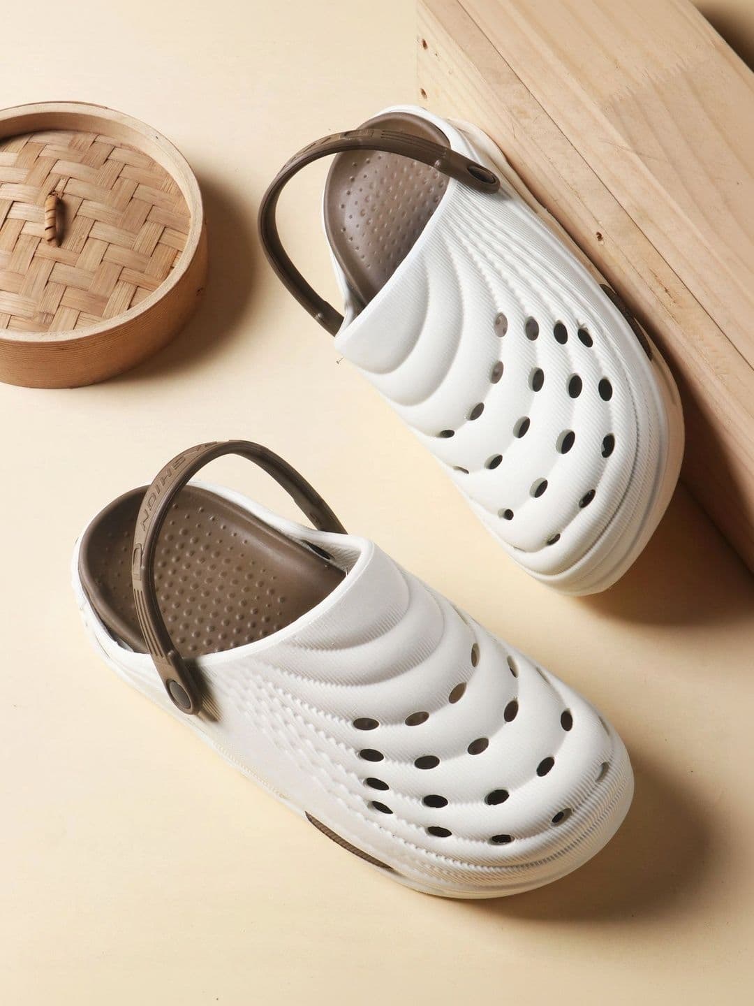 Vahmah Men Clogs Sandals - view 1