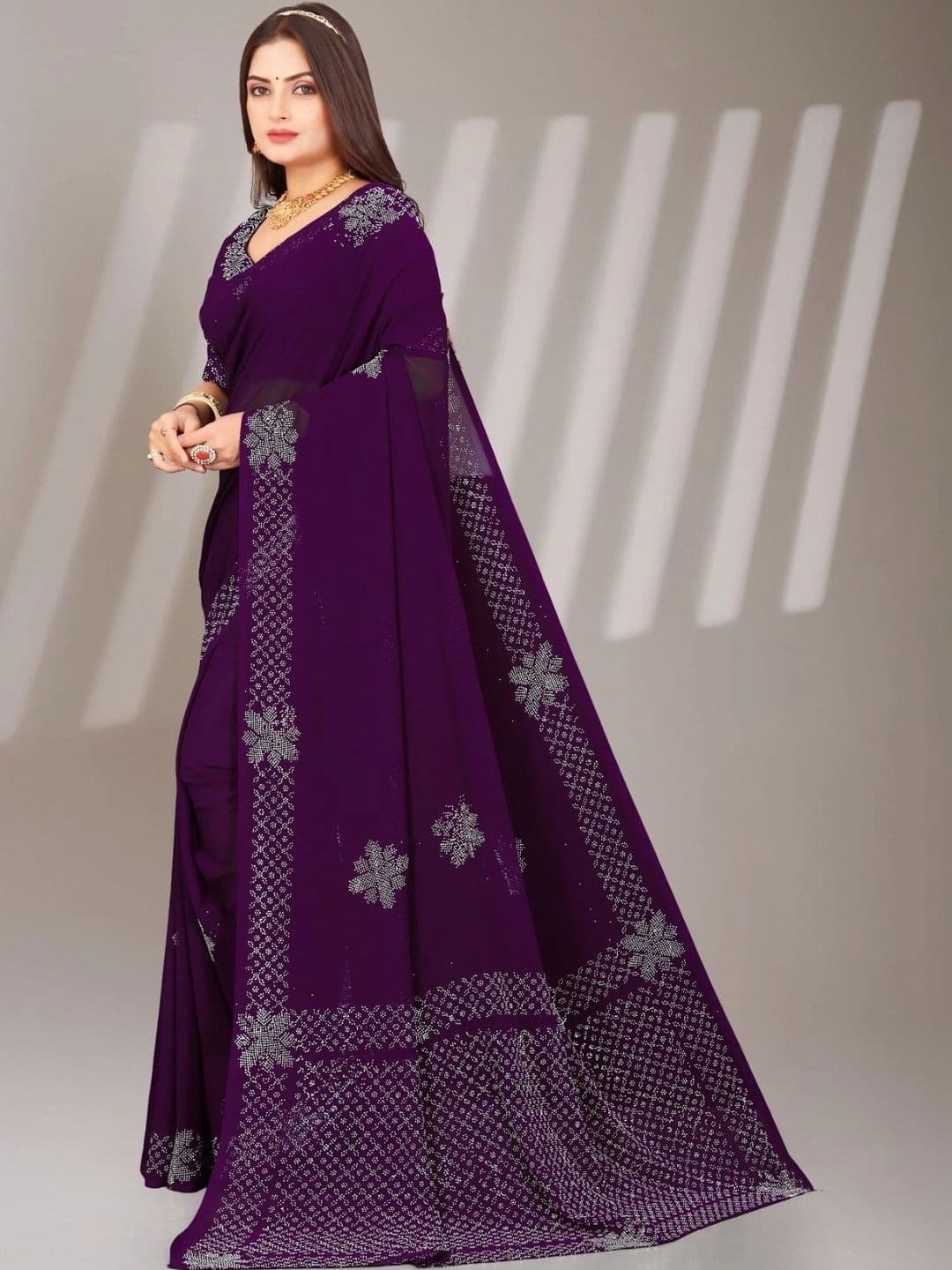 Textile Mantra Poly Chiffon Saree thumbnail 3