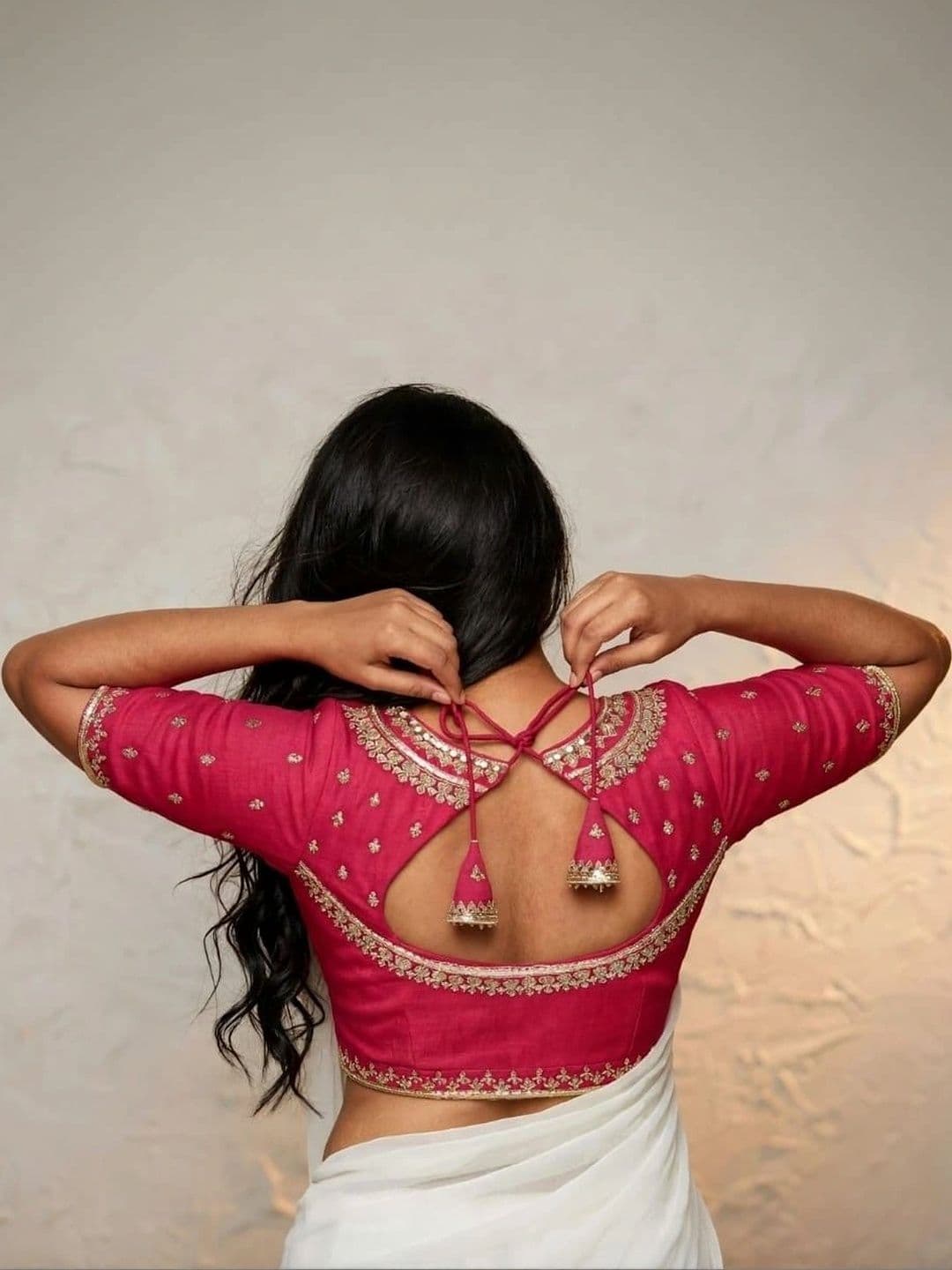 Binatex Cotton Embroidered Zari Saree Blouse thumbnail 5