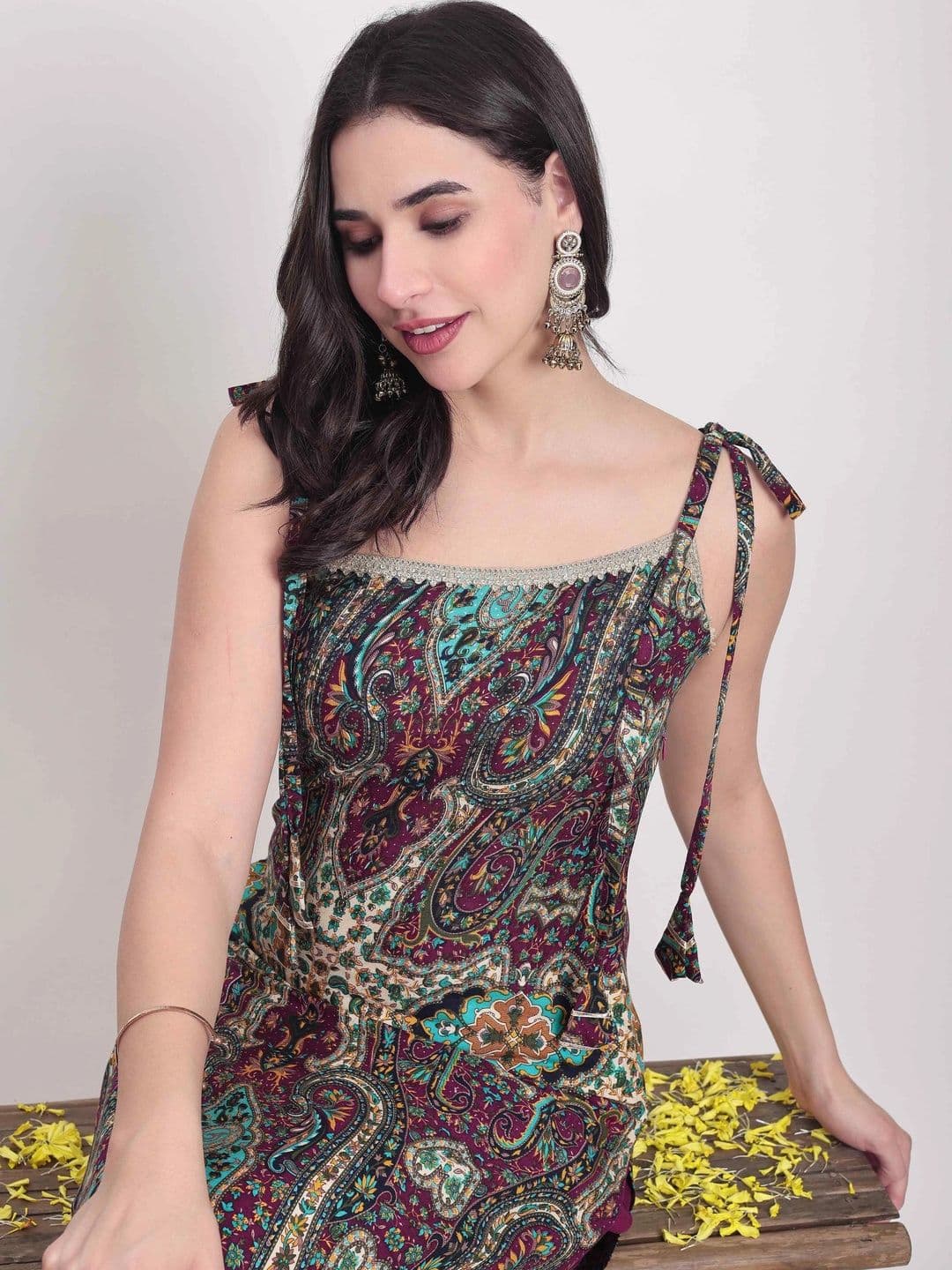 TextileNow Women Paisley Printed Regular Kurta with Palazzos thumbnail 6