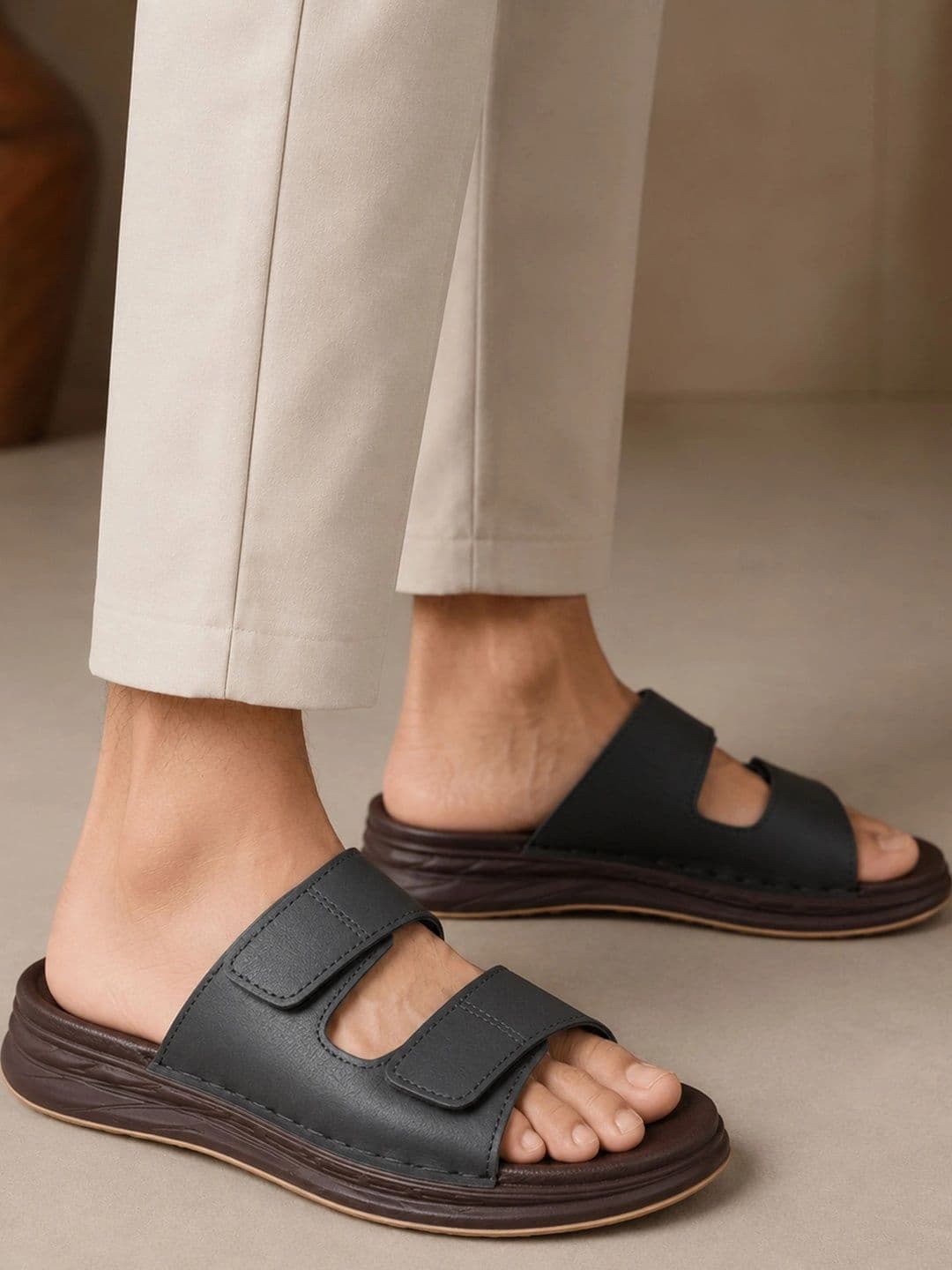Layasa Men Sliders - view 1