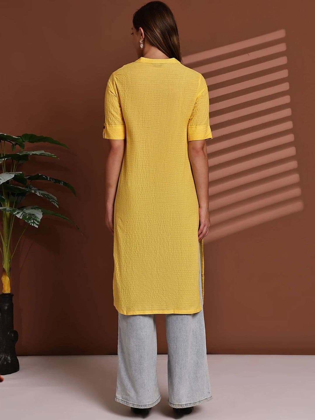 KALINI Women Kurta thumbnail 6
