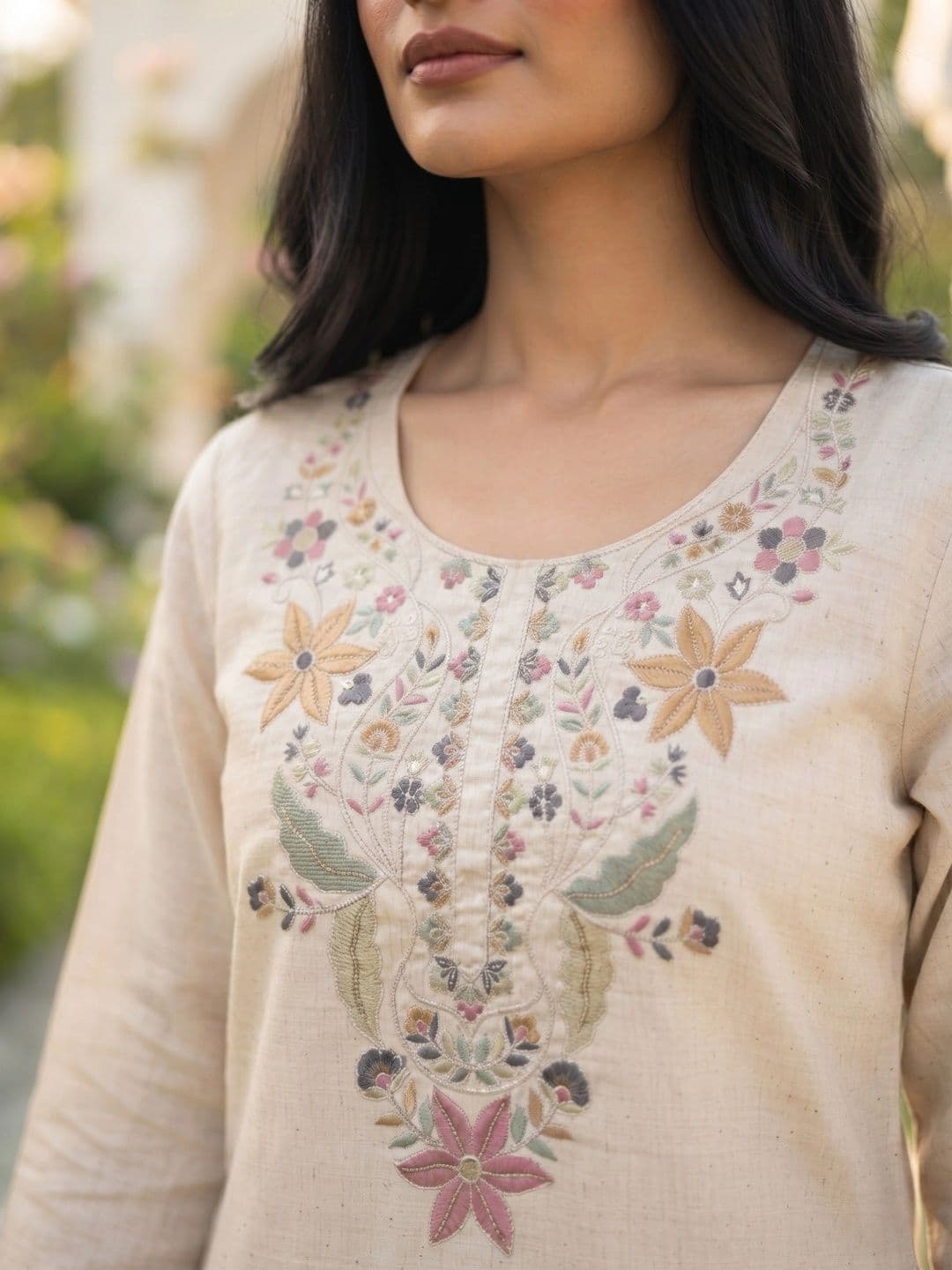 MATMA FASHION Women Floral Embroidered Regular Thread Work Pure Cotton Kurta with Trousers & With Dupatta thumbnail 2