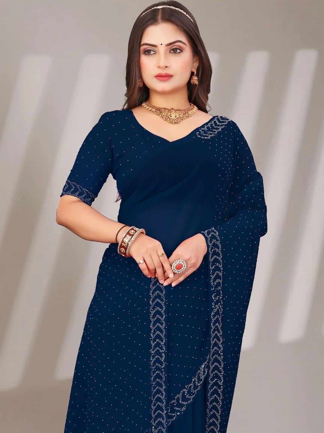 Textile Mantra Embroidered Poly Chiffon Saree thumbnail 3