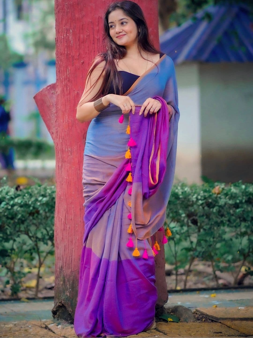 Mitera Ethnic Motifs Pure Cotton Saree thumbnail 3