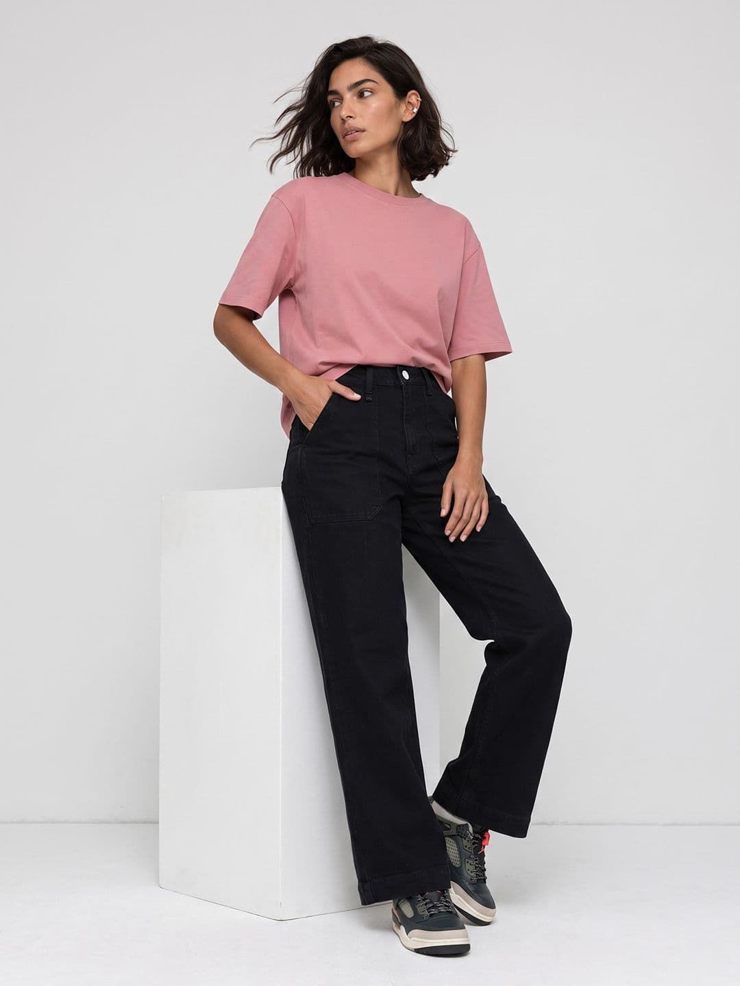 The Roadster Life Co. Women Wide Leg Mid-Rise Jeans thumbnail 3