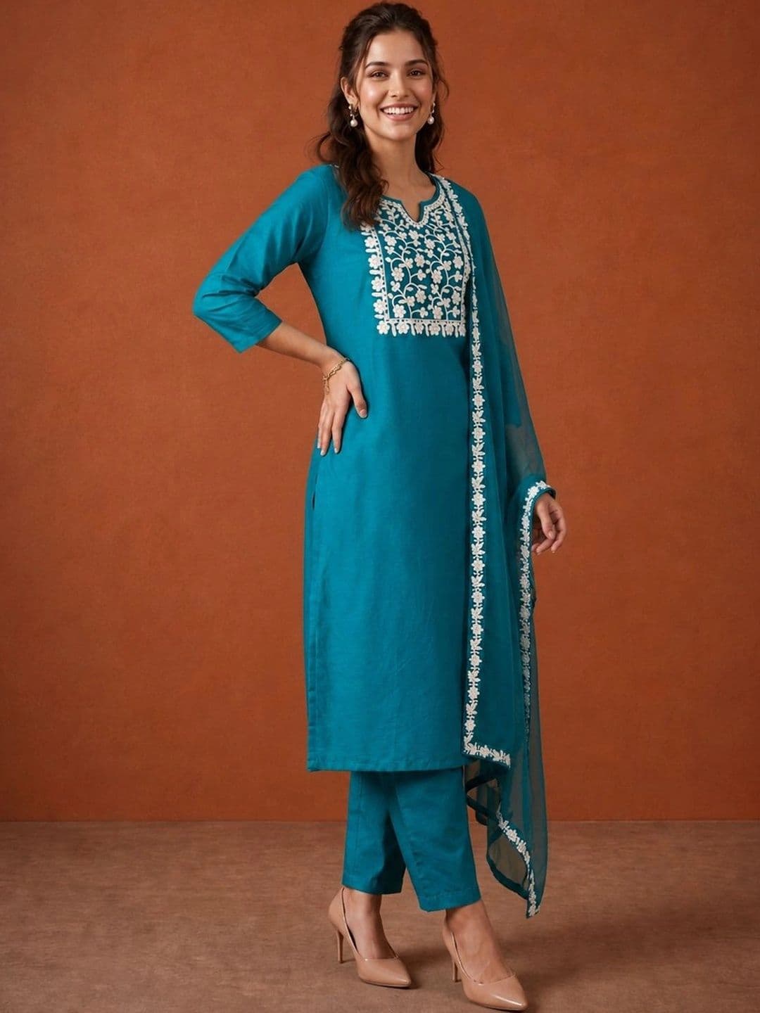 SAINOOR Women Ethnic Motifs Embroidered Regular Thread Work Kurta with Trousers & With Dupatta thumbnail 2