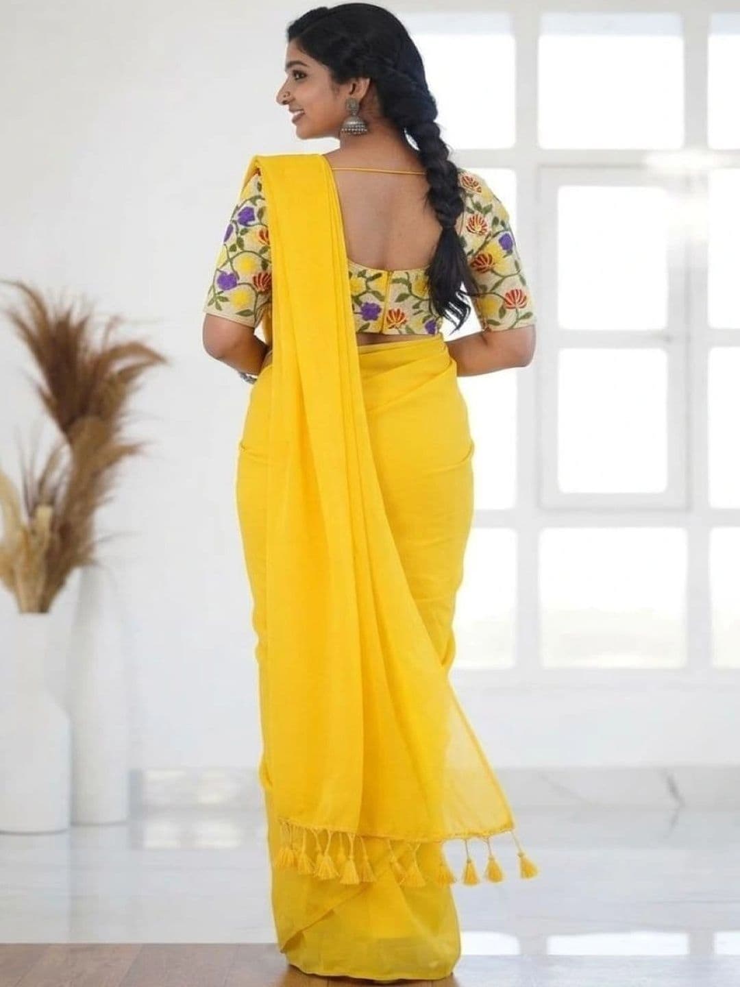 Devmora Pure Cotton Saree thumbnail 3