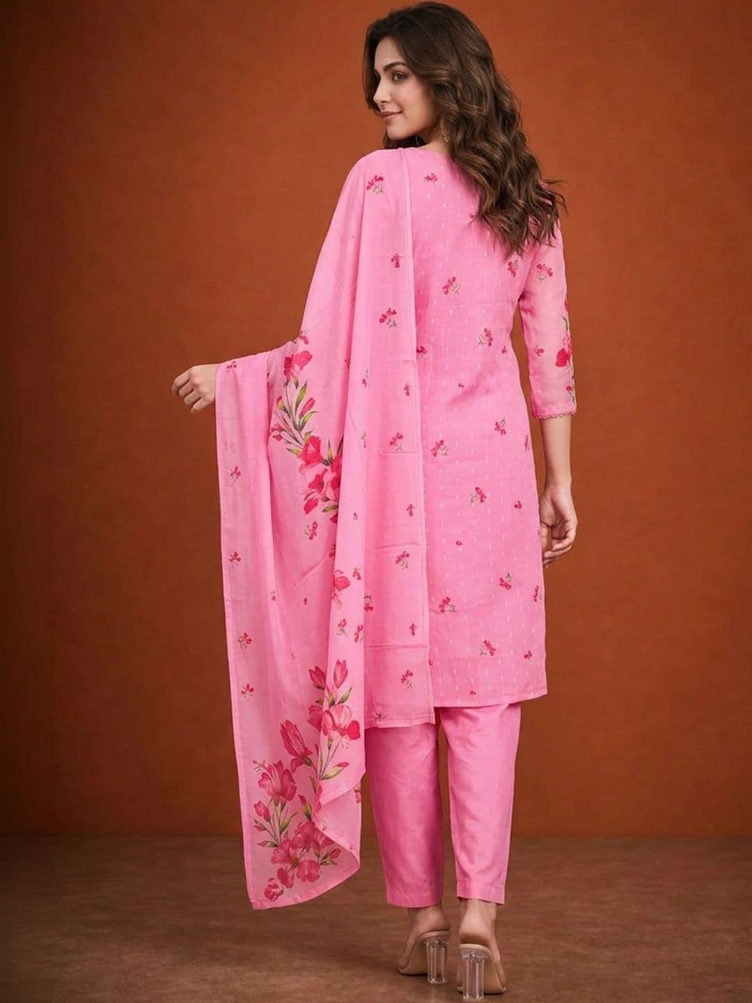 SAINOOR Women Floral Printed Regular Thread Work Kurta with Trousers & With Dupatta thumbnail 2