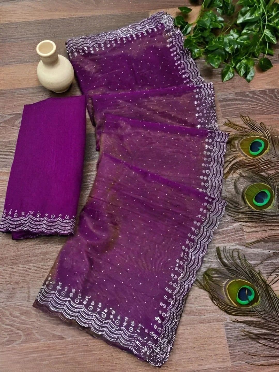 RENBRIZA Embroidered Net Saree thumbnail 5