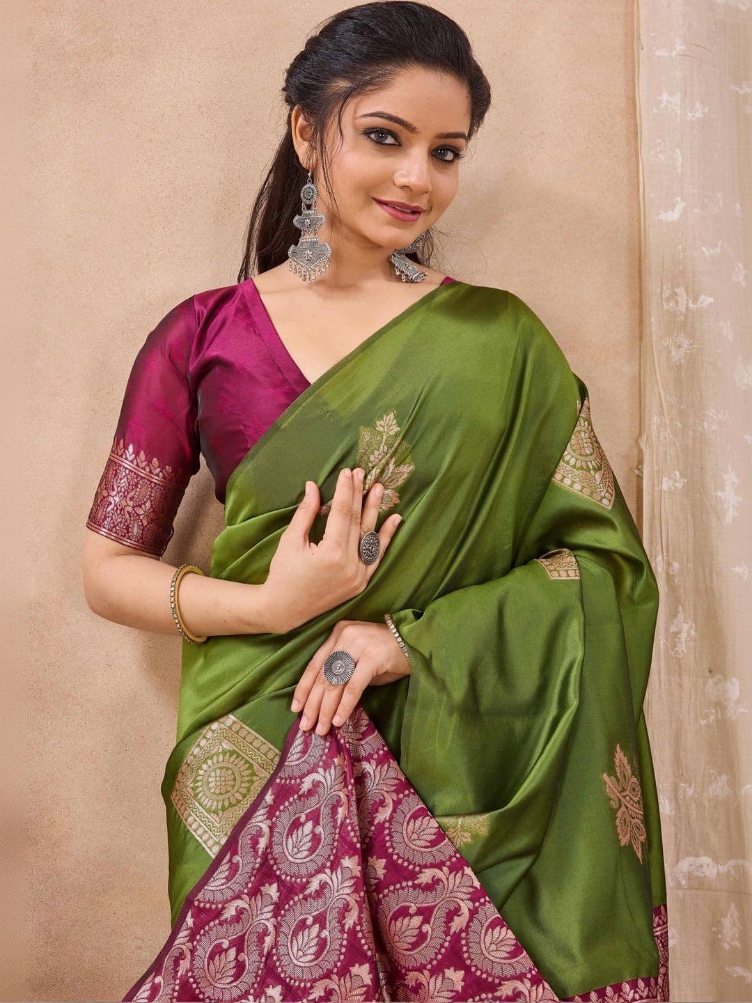 FIXAL FASHION Zari Art Silk Saree thumbnail 3