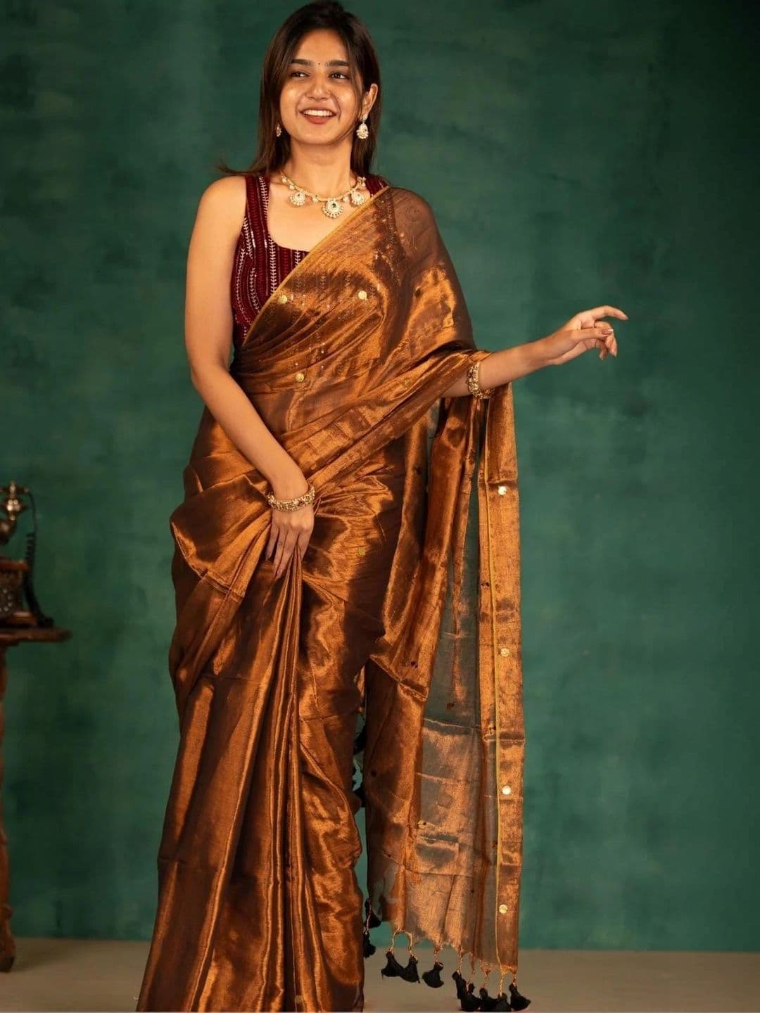 Sangria Ethnic Motifs Sequinned Tissue Chanderi Saree thumbnail 7