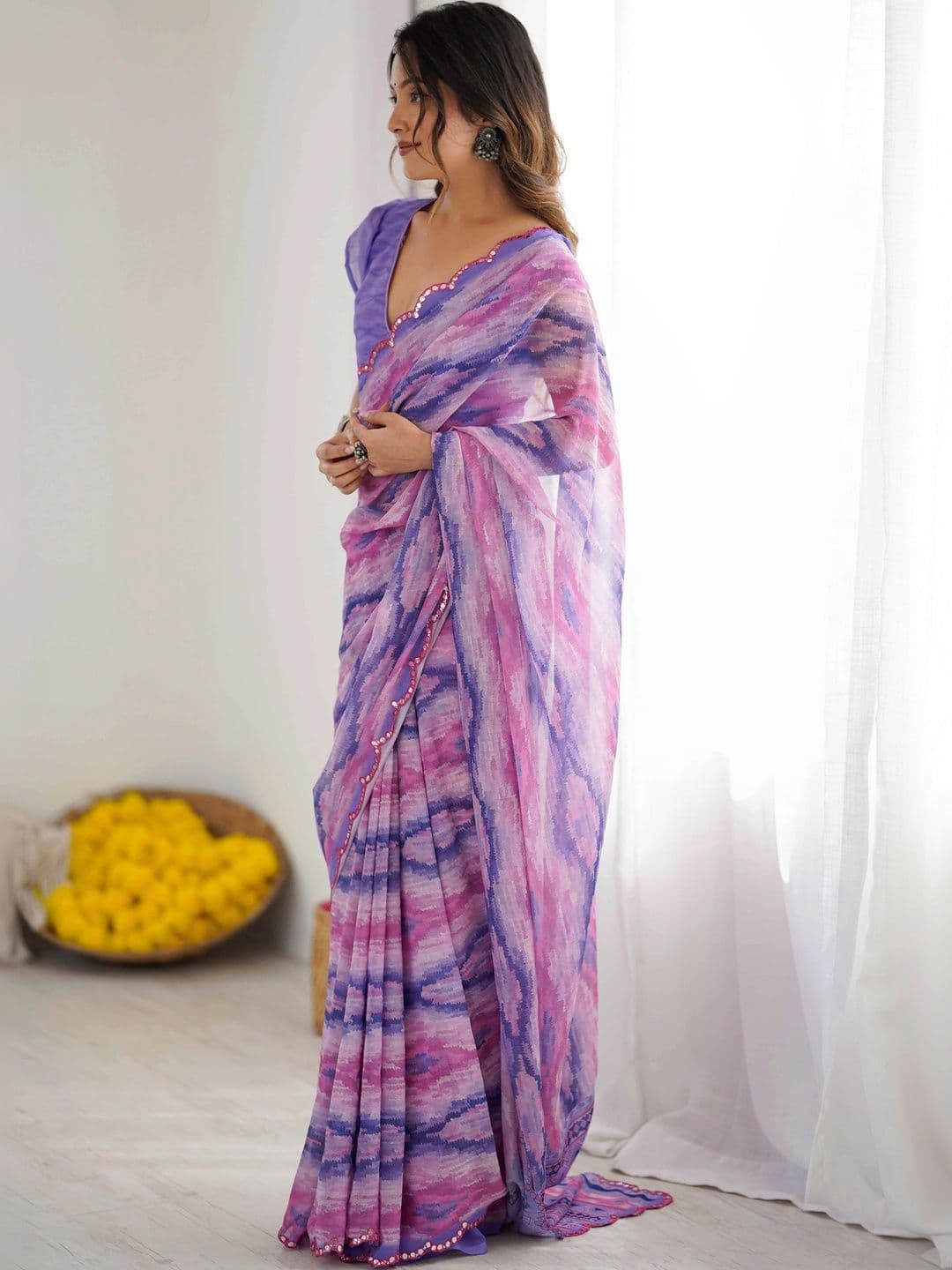 Mitera Pure Georgette Saree thumbnail 2