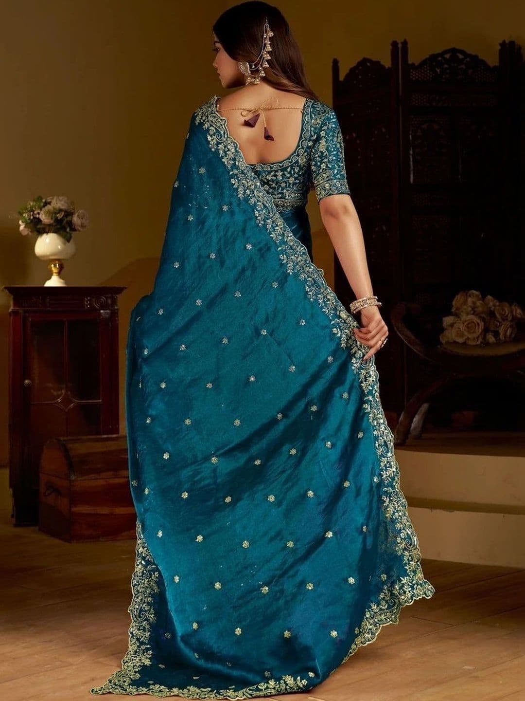 kantuba Embroidered Satin Banarasi Saree thumbnail 6