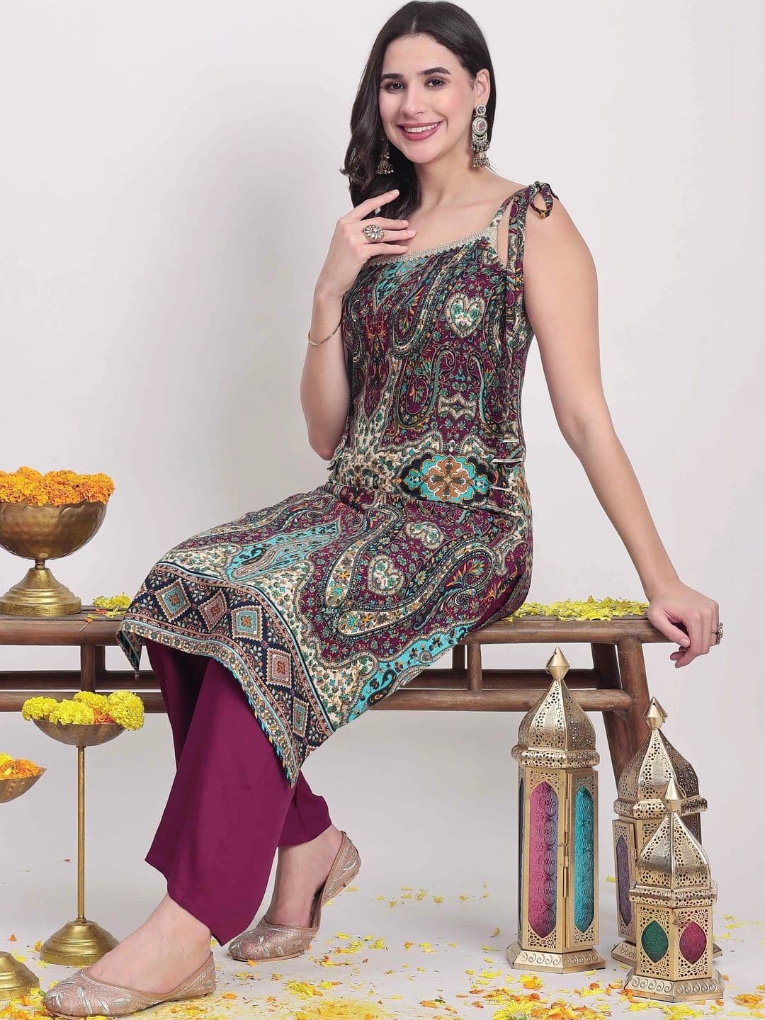 TextileNow Women Paisley Printed Regular Kurta with Palazzos thumbnail 5