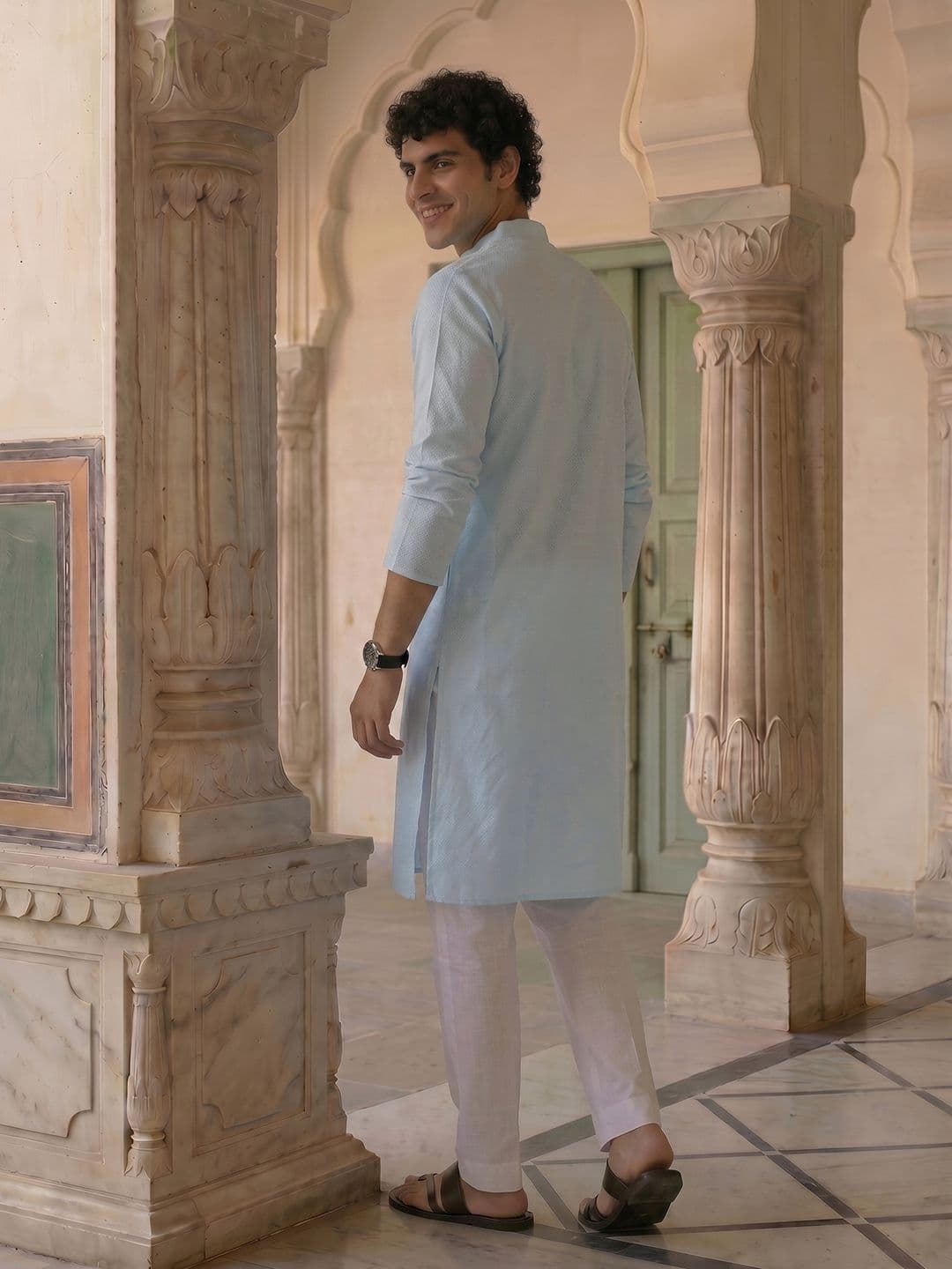 Anouk Self Design Textured Kurta thumbnail 5