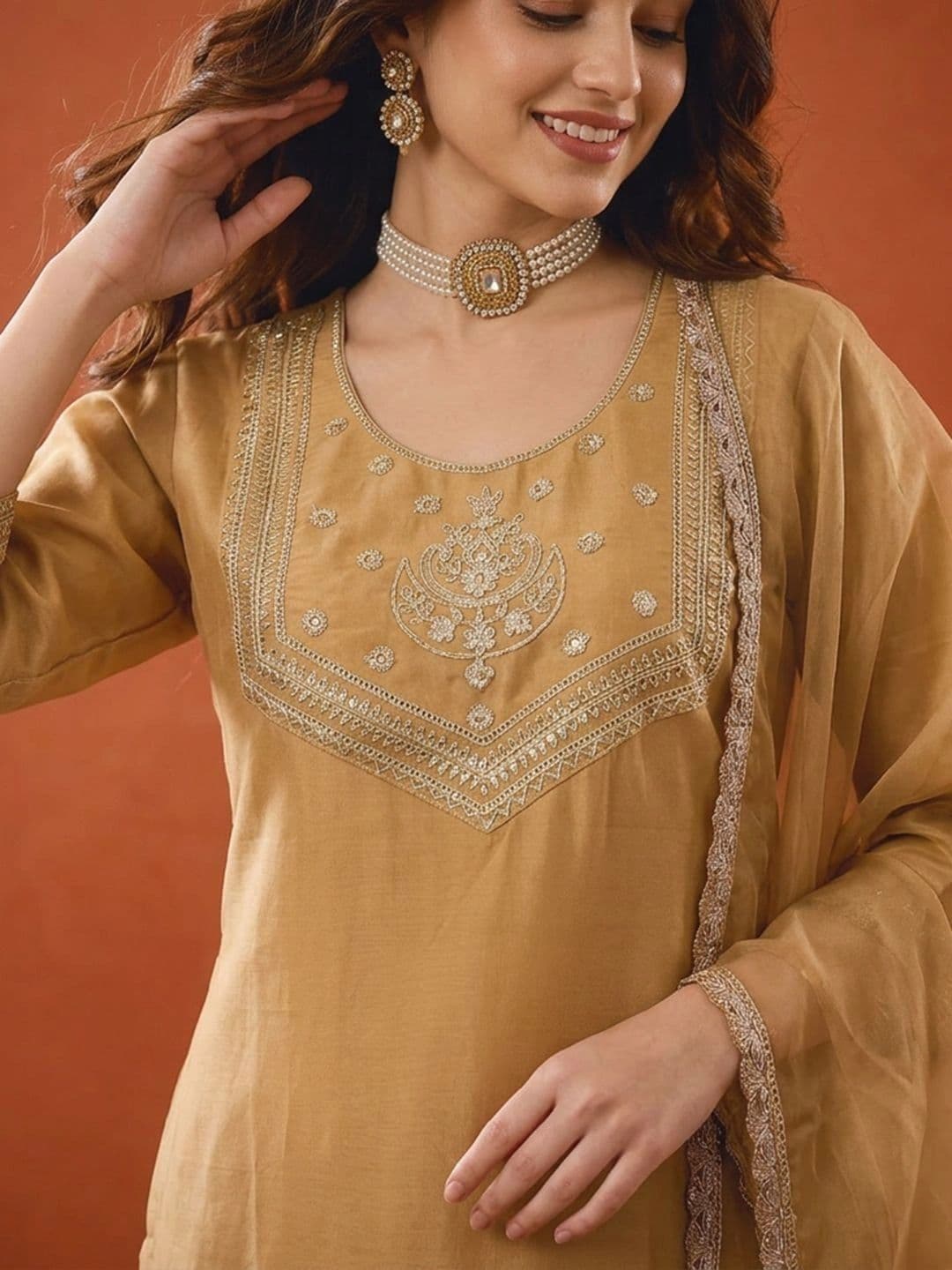 SAINOOR Women Ethnic Motifs Embroidered Regular Thread Work Kurta with Trousers & With Dupatta thumbnail 7