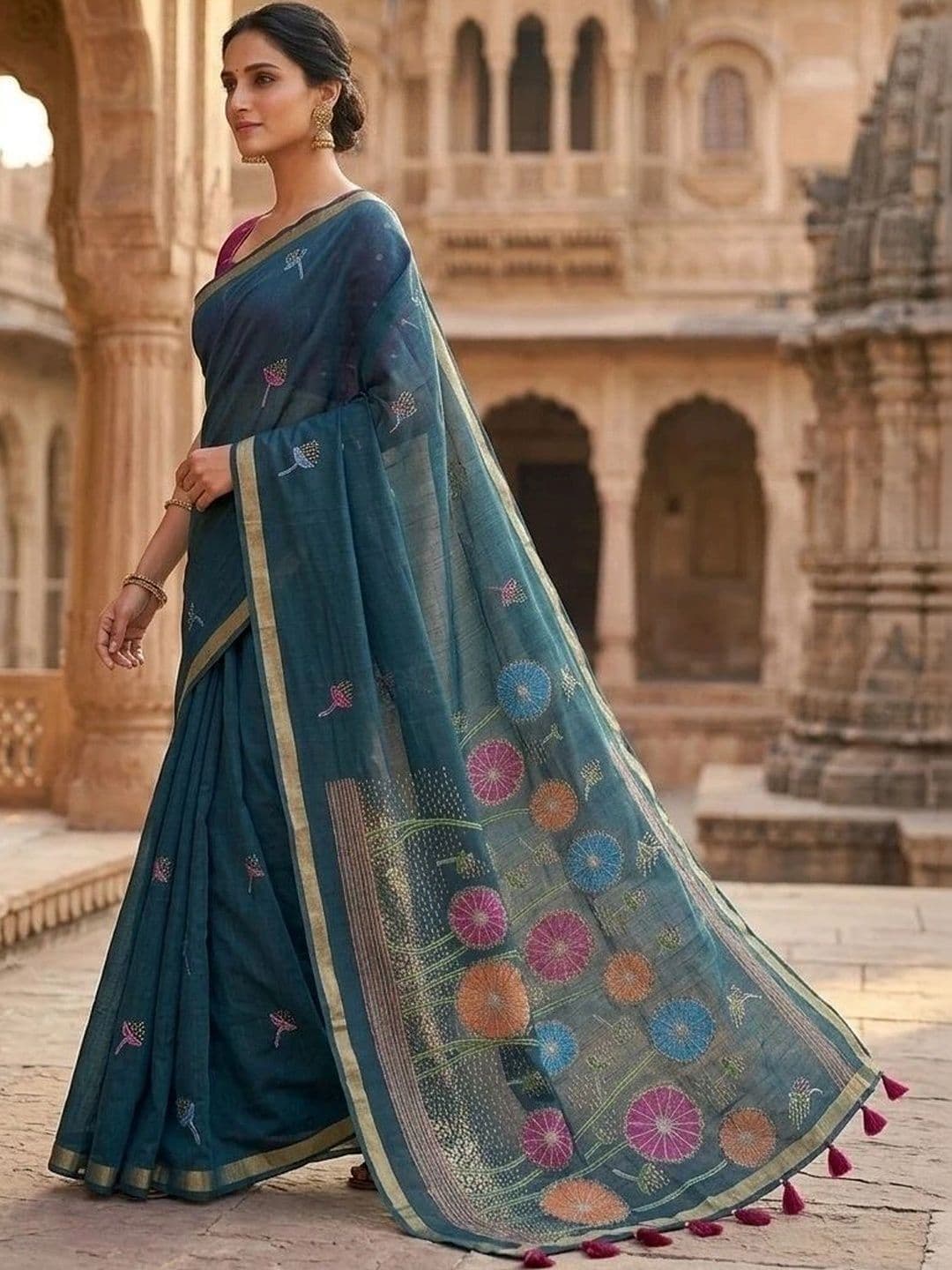 Fashion Mantra Floral Linen Blend Saree thumbnail 3