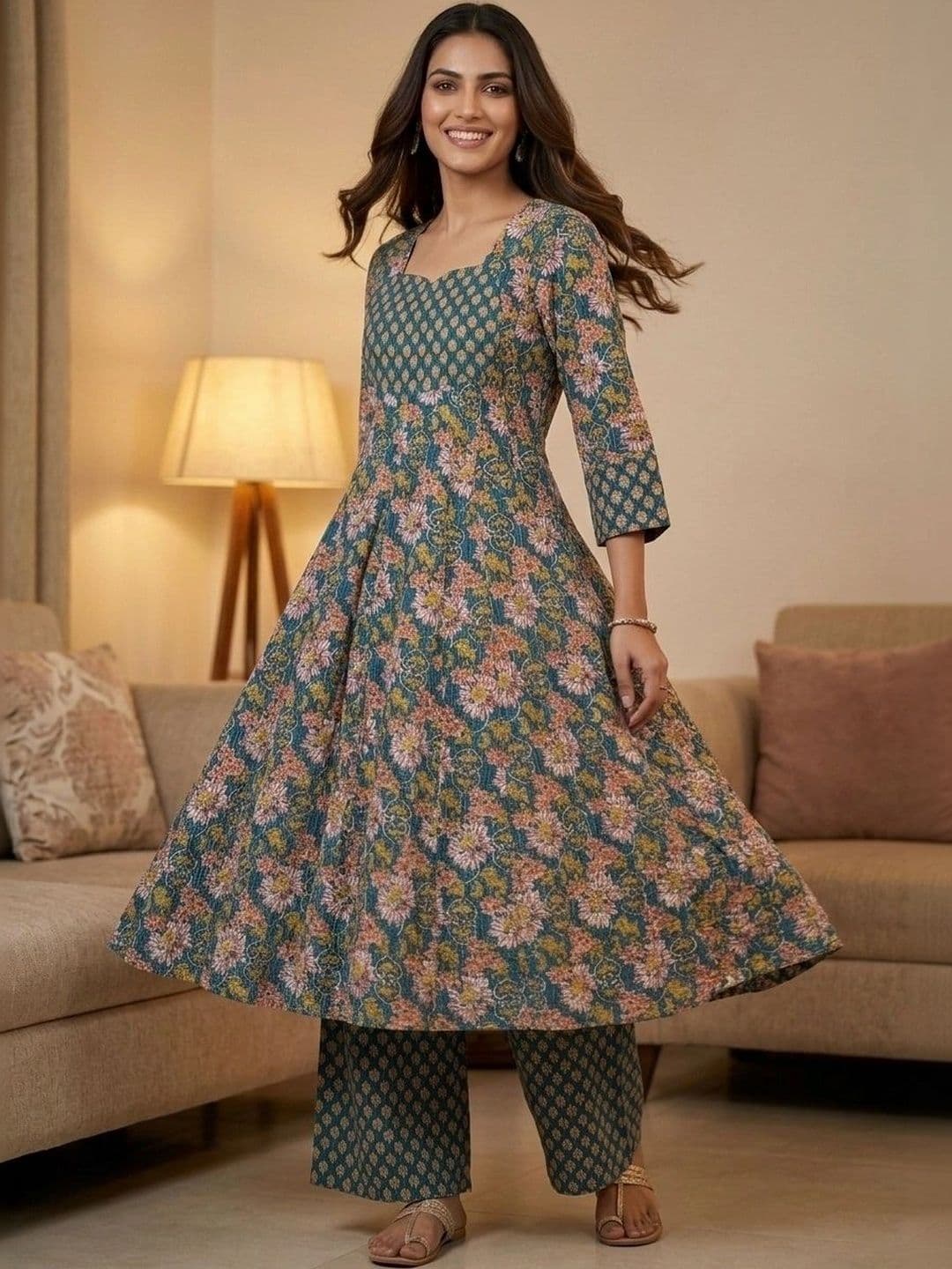 Sangria Women Floral Printed Empire Pure Cotton Kurta with Palazzos thumbnail 3