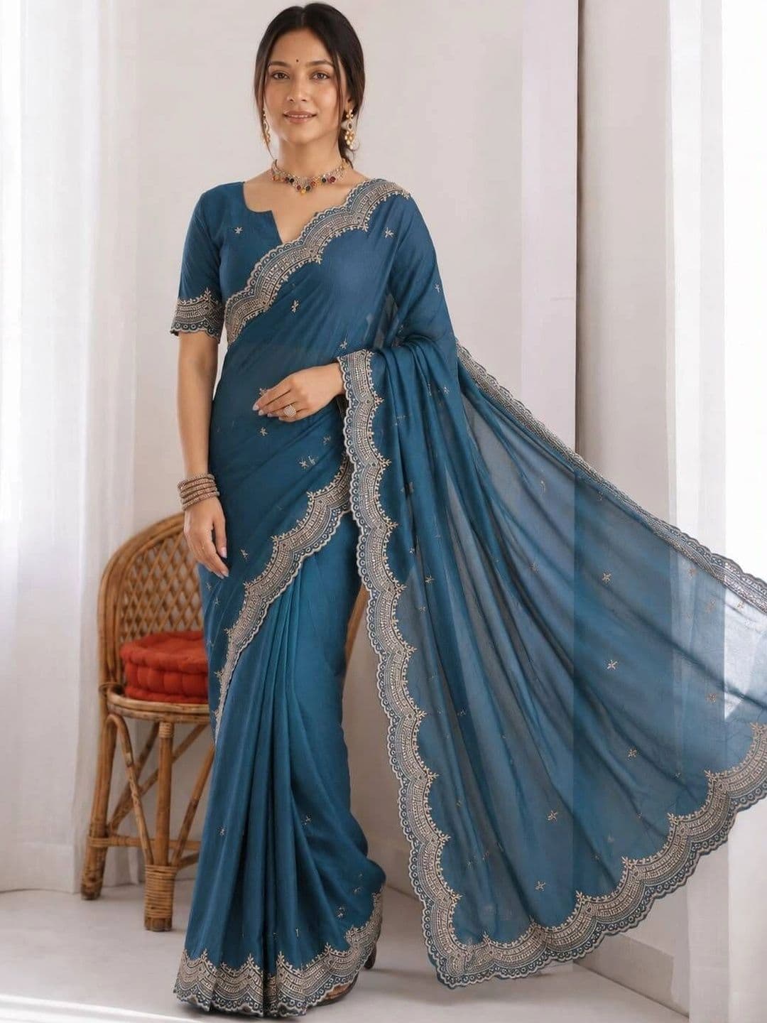 LabelVASTRA Ethnic Motifs Embroidered Poly Georgette Saree - view 1