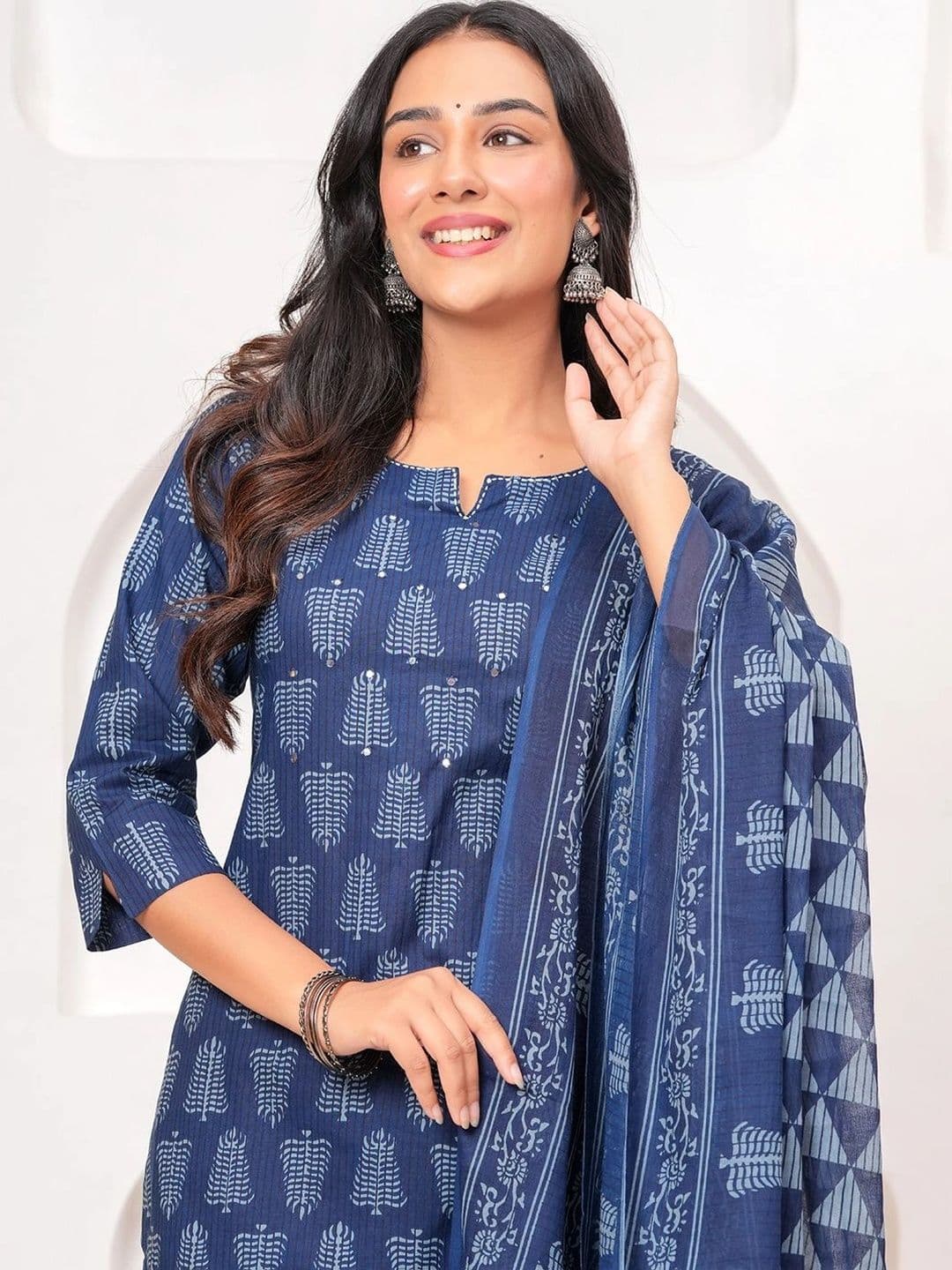 Anouk Women Ethnic Motifs Printed Regular Pure Cotton Kurta with Trousers & With Dupatta thumbnail 5