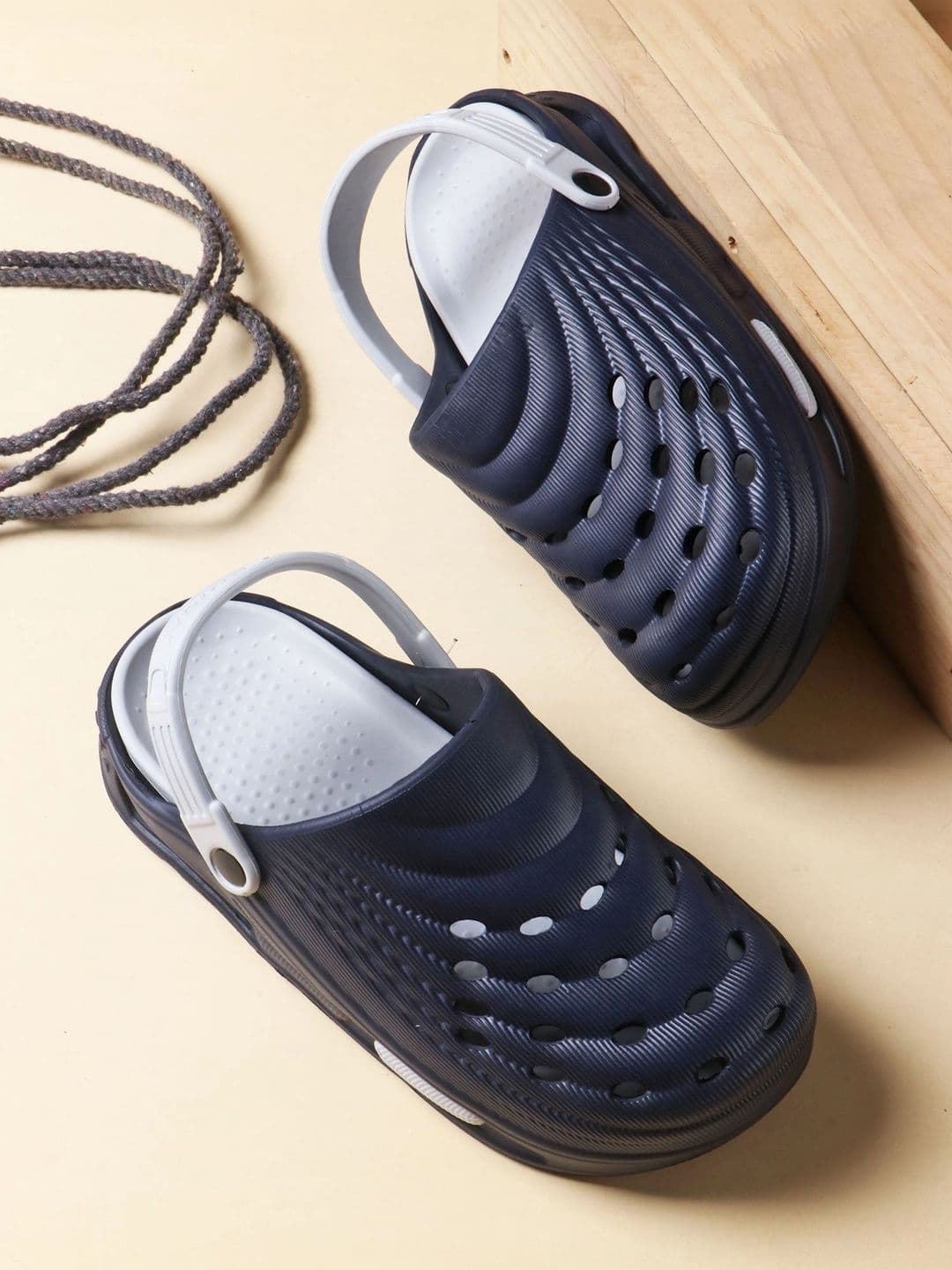 Vahmah Men Clogs Sandals - view 1