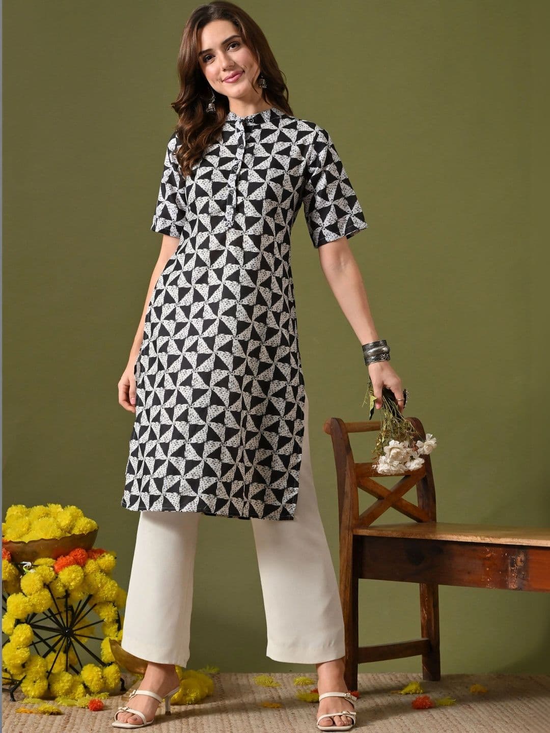 HERE&NOW Women Geometric Printed Kurta thumbnail 4