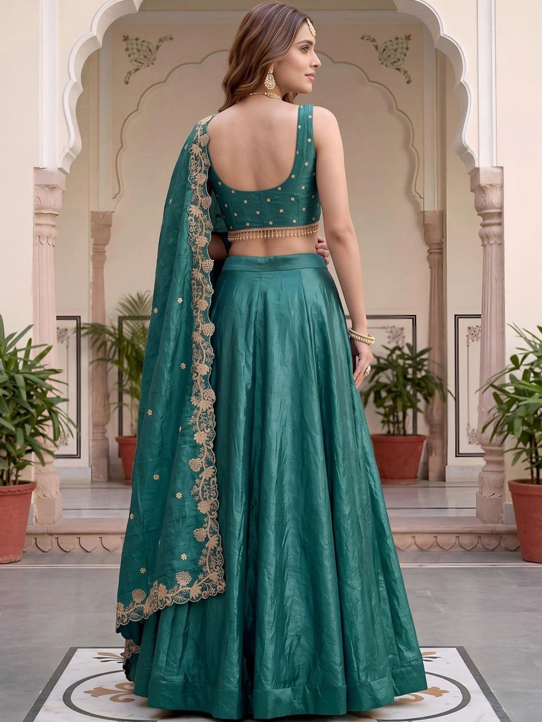 ETHNIC PLUS Embroidered Thread Work Semi-Stitched Lehenga & Unstitched Blouse With Dupatta thumbnail 4