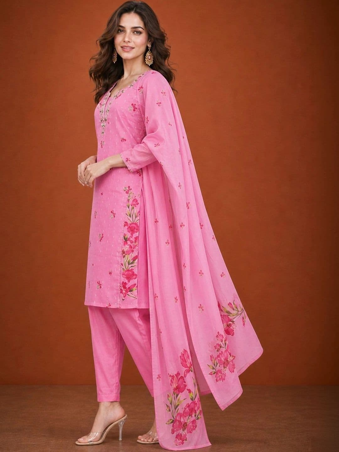 SAINOOR Women Floral Printed Regular Thread Work Kurta with Trousers & With Dupatta thumbnail 5