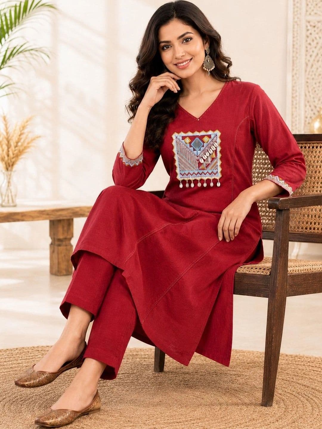 D K W Women Ethnic Motifs Embroidered Regular Mirror Work Pure Cotton Kurta with Trousers thumbnail 2