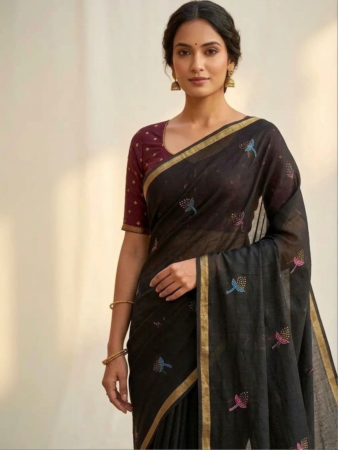 Textile Mantra Linen Blend Saree thumbnail 4