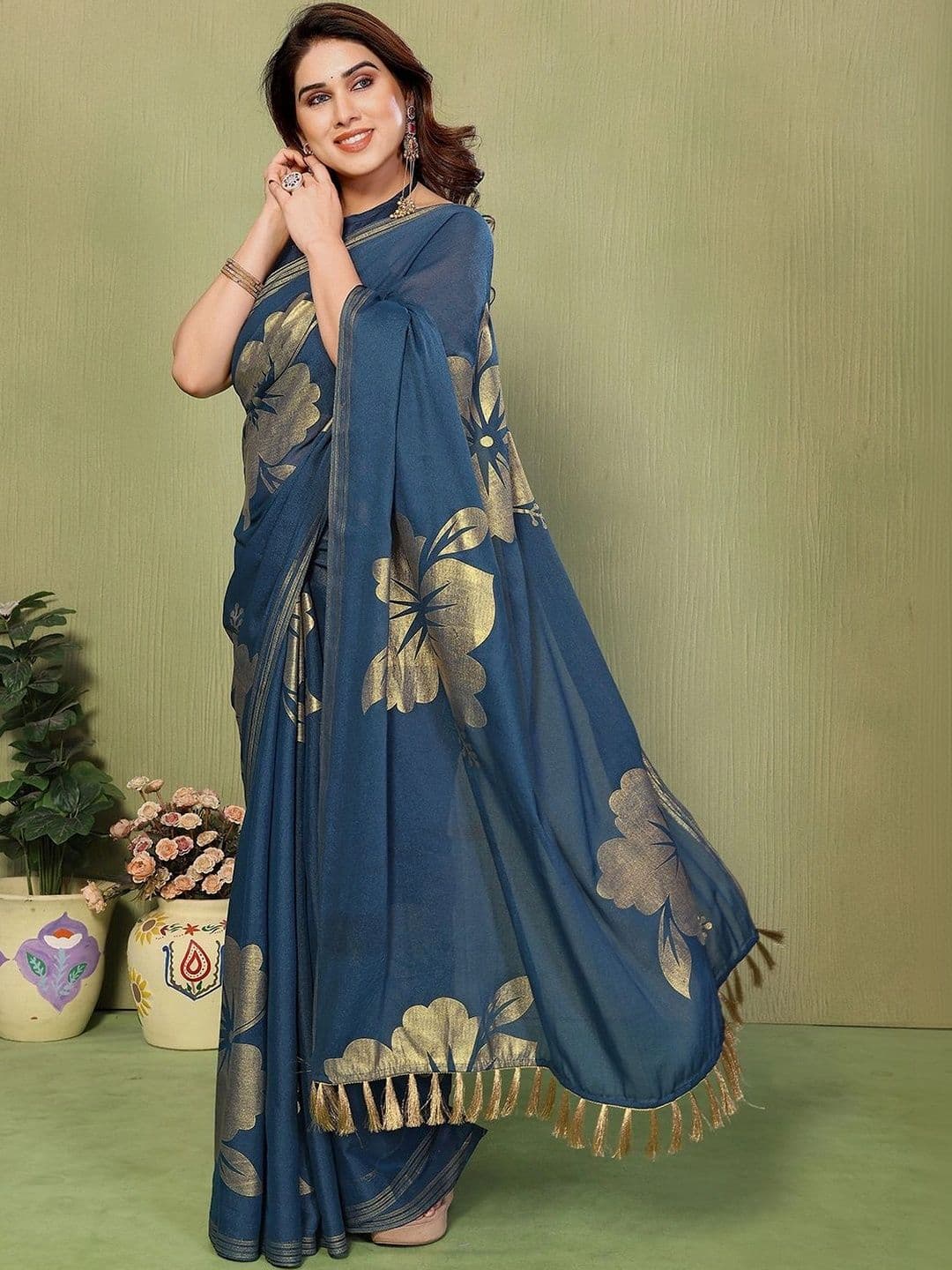 Urban Pallu Floral Pure Georgette Designer Saree - view 1