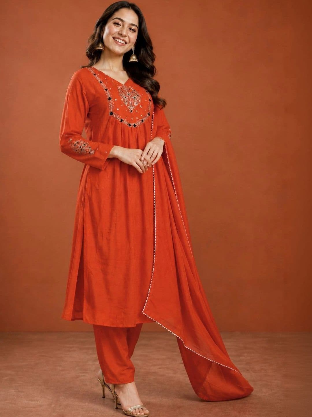 SAINOOR Women Ethnic Motifs Embroidered Empire Thread Work Kurta with Trousers & With Dupatta thumbnail 3