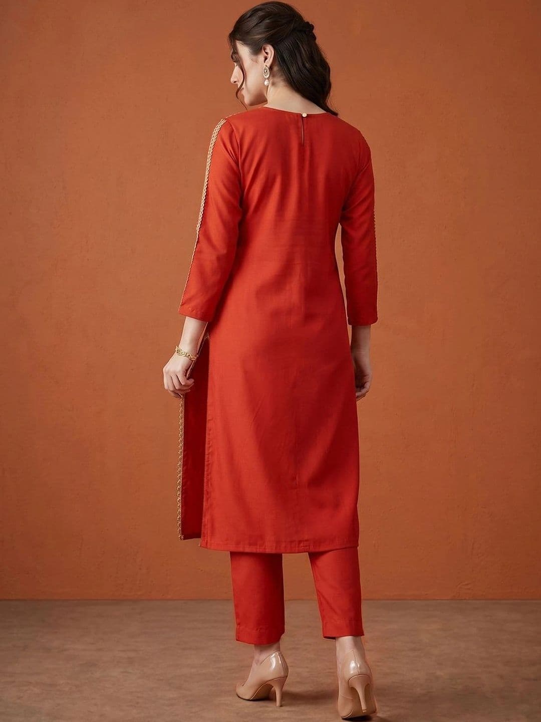 SAINOOR Women Ethnic Motifs Embroidered Regular Thread Work Kurta with Trousers & With Dupatta thumbnail 5