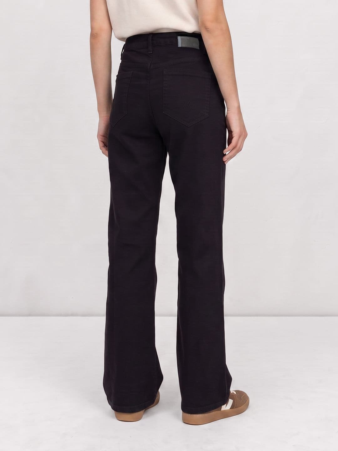 The Roadster Life Co. Women Wide Leg Mid-Rise Jeans thumbnail 4