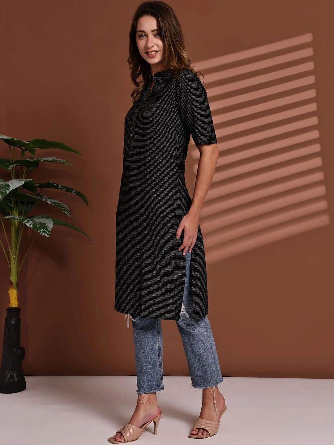 KALINI Women Striped Kurta thumbnail 3