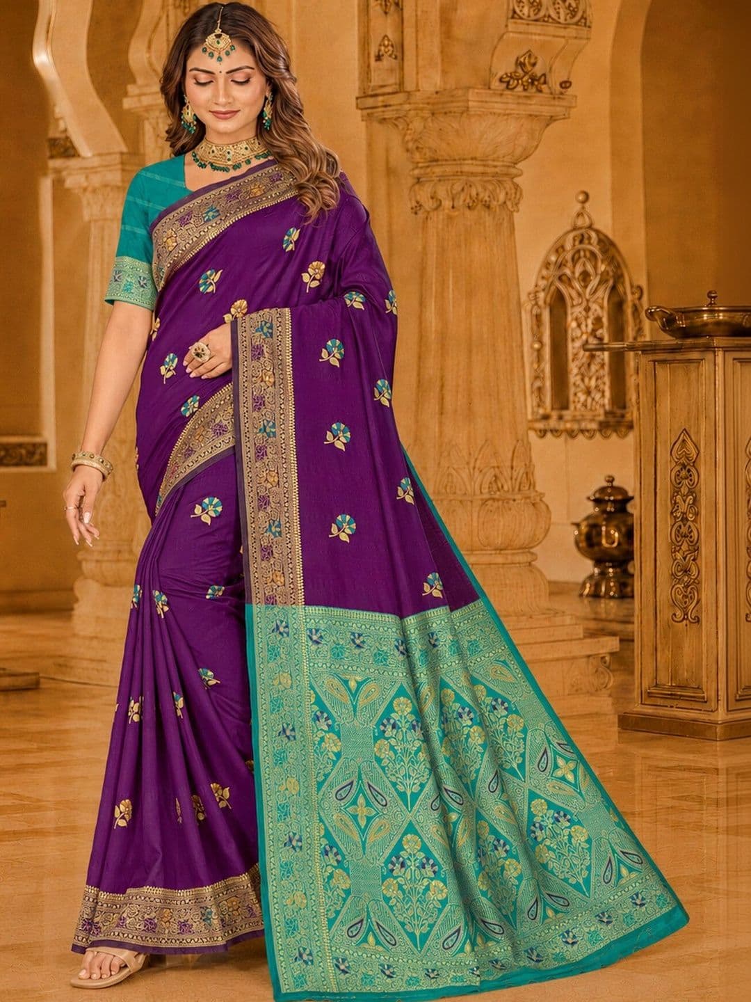 Dimaxi Vastra Floral Zari Silk Blend Kota Saree thumbnail 5