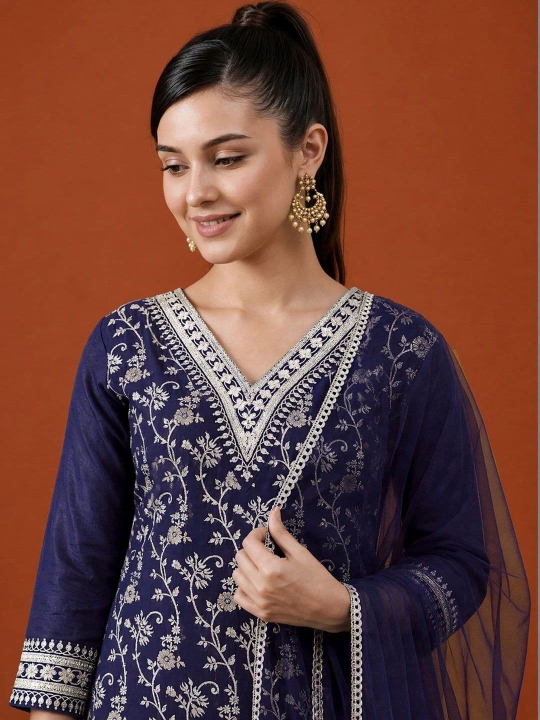 SAINOOR Women Ethnic Motifs Embroidered Regular Thread Work Kurta with Trousers & With Dupatta thumbnail 4
