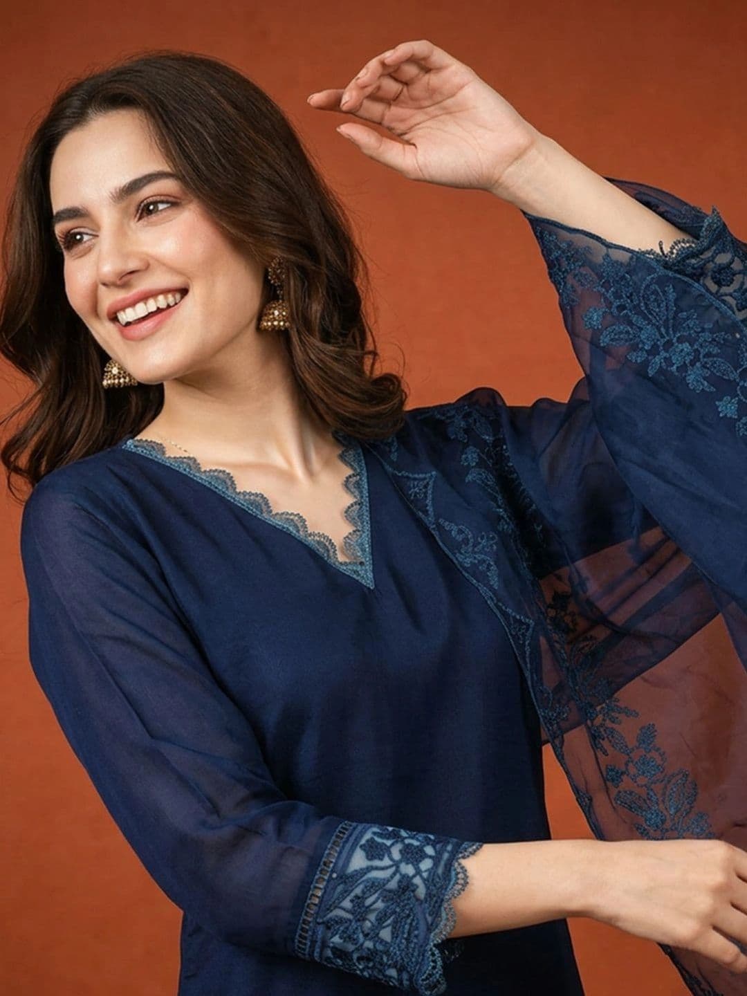 SAINOOR Women Ethnic Motifs Regular Thread Work Kurta with Trousers & With Dupatta thumbnail 6