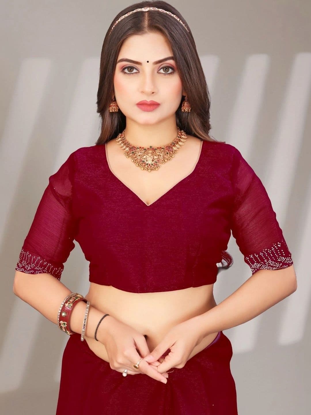 Textile Mantra Embellished Embroidered Poly Chiffon Saree thumbnail 5