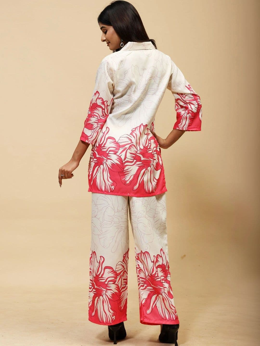 SAINOOR Women Floral Printed Regular Pure Cotton Kurta with Palazzos thumbnail 7
