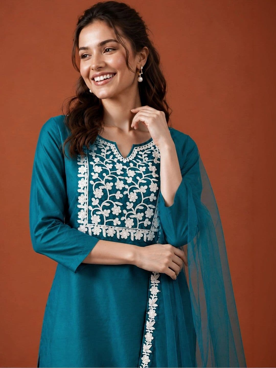 SAINOOR Women Ethnic Motifs Embroidered Regular Thread Work Kurta with Trousers & With Dupatta thumbnail 3