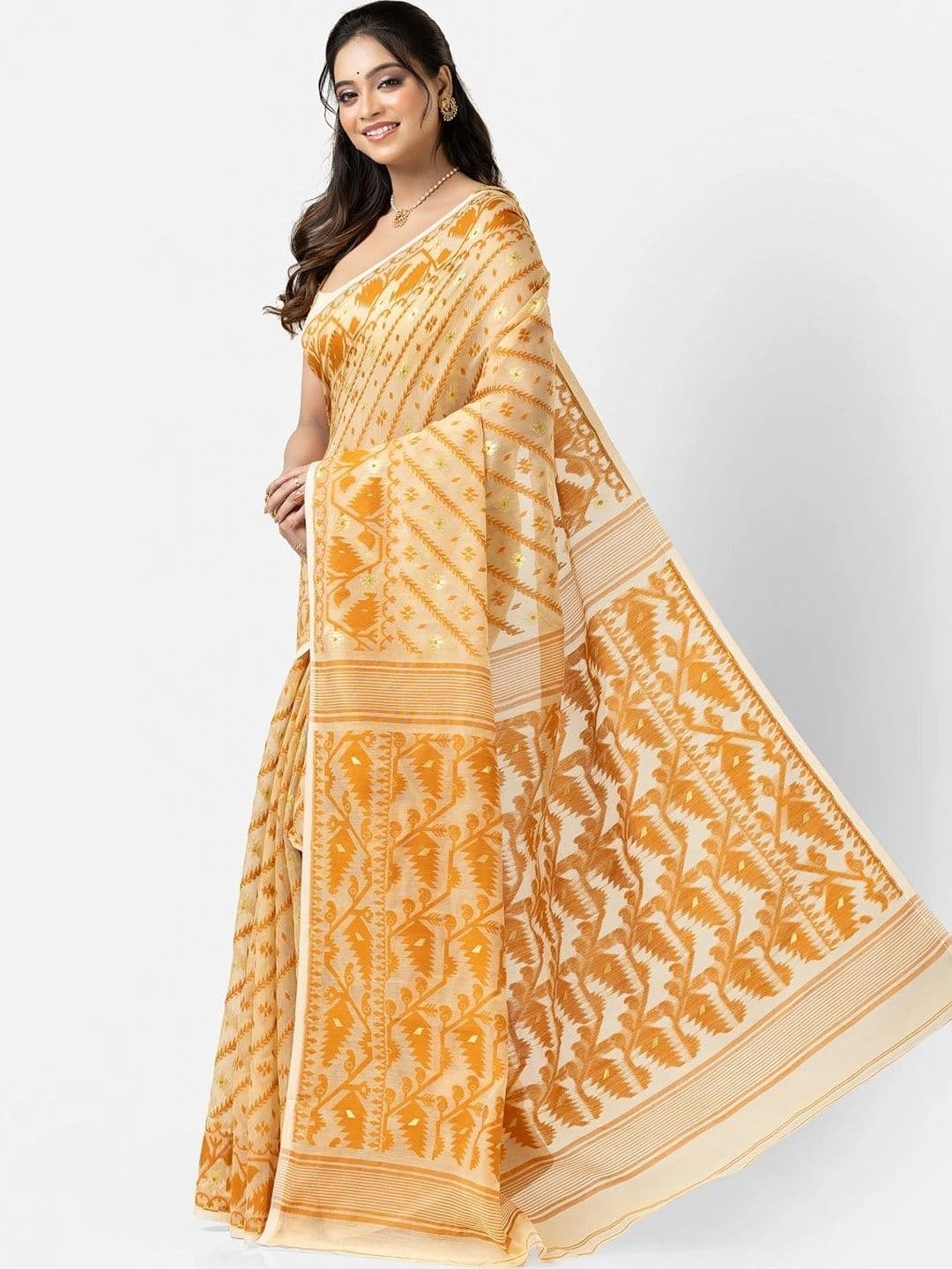 Kosh Ethnics Floral Embroidered Pure Cotton Jamdani Saree thumbnail 7