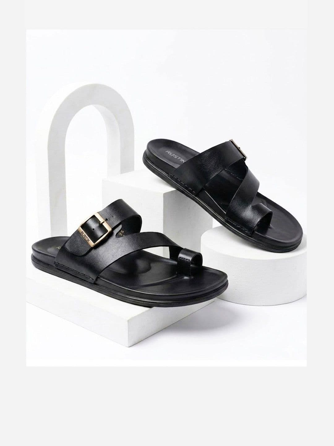 RUSTIK Men Black Textured Synthetic Leather Toe-Ring Comfort Sandals With Buckle Strap thumbnail 6